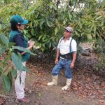 Diálogo con el personal responsable del Fundo Las Palmeras