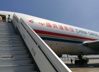 Salió el primer vuelo de Lima a Shanghái con productos frescos