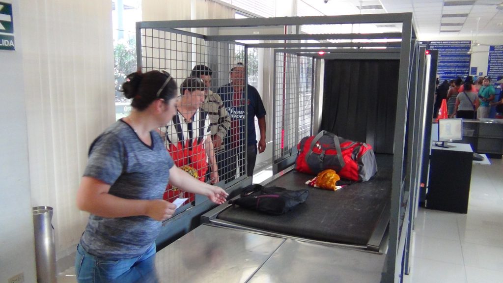 Inspección no intrusiva en el Complejo Fronterizo Santa Rosa de Tacna