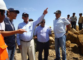 Presidente sobrevoló río La Leche e inspeccionó obras en Panamericana Norte