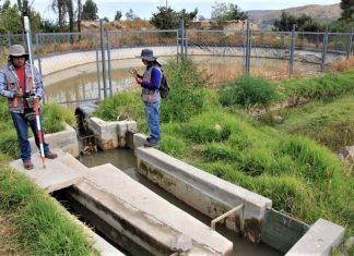 Moquegua: agricultores mejoran gestión en construcción de canales