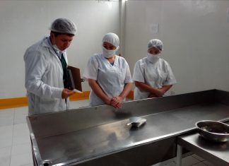 Cajamarca: Capacitación sobre mejoramiento del plan de insumos pecuarios