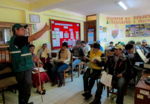 Senasa - Productores de maiz se preparan para enfrentar plagas con controladores biologicos