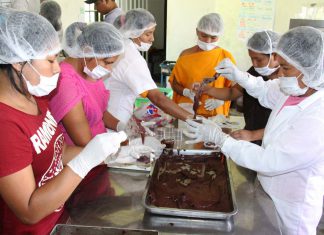 Andina: Perú atrae más inversiones para generar valor agregado, dice Fitch Ratings