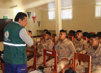 Senasa instruye a soldados para apoyo en mantenimiento del área libre de moscas de la fruta