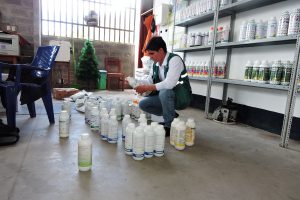 Inspección a establecimiento de venta de plaguicidas en Morales