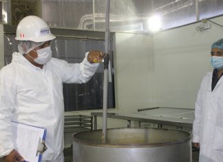 Senasa autoriza funcionamiento de centro de faenamiento avícola en Huancayo