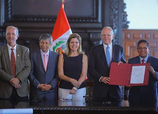 Autoridades de MINAGRI, Ica y Huancavelica suscriben convenio de afianzamiento hídrico