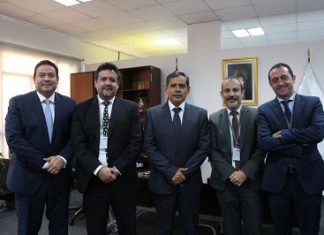 Ministro Gustavo Mostajo se reunió con funcionarios de CAF para conocer proyectos en desarrollo a la actividad agrícola
