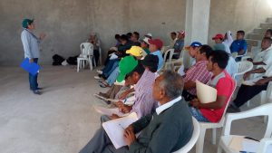 Pequeños productores de mango se benefician con charlas informativas del Senasa