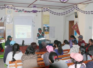 Productores de Pampachacra son capacitados en el control de enfermedades y mosca de la fruta