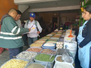 Comerciantes de Huaura certificarán sus puestos de venta como saludables