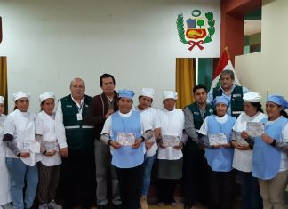 Municipalidades de Abancay y Tamburco certifican 35 puestos de venta saludables