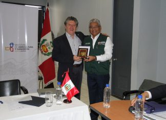 Perú y Ecuador implementarán acciones conjuntas para proteger sus cítricos de letal HLB