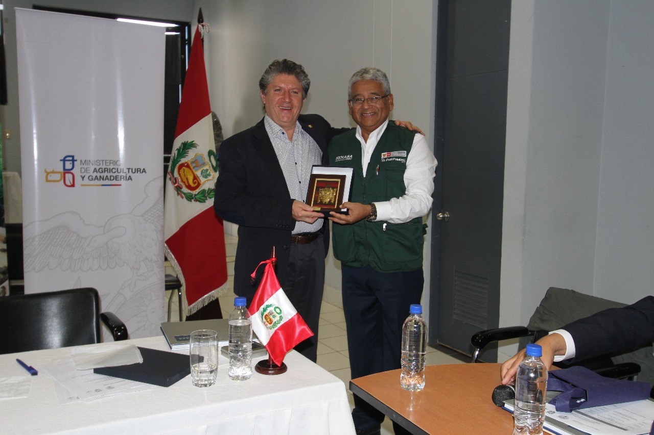 Perú y Ecuador implementarán acciones para proteger cítricos de HLB