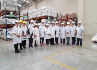 Delegación de China visitan plantas de procesamiento de quinua en Lurín