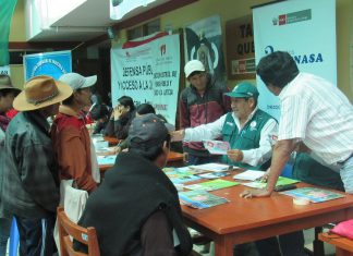 Más de 200 agricultores de Abancay participan en feria informativa