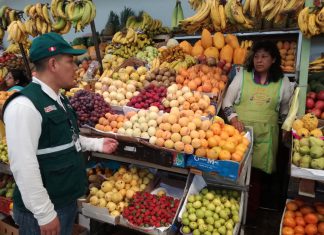 Gobiernos locales de Arequipa certificarán más de 797 puestos de venta como saludables