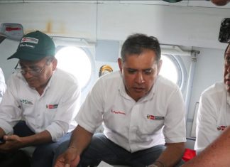 Ministro de Agricultura, Gustavo Mostajo comprobó crecida del río Tumbes y adoptan medidas para mitigar impactos