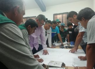 Zonas interandinas de Piura beneficiadas con vigilancia de moscas de la fruta