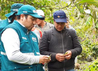 Pequeños productores se comprometen con la agricultura familiar sostenible