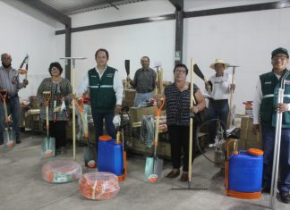 SENASA y productores de Arequipa unen esfuerzos para control de Mosca de la Fruta