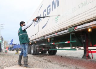 Piura: Desinfección de contenedores contribuye con el desarrollo normal de exportaciones de plátano y banano